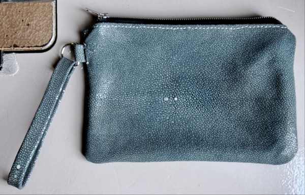 Pochette Galuchat
