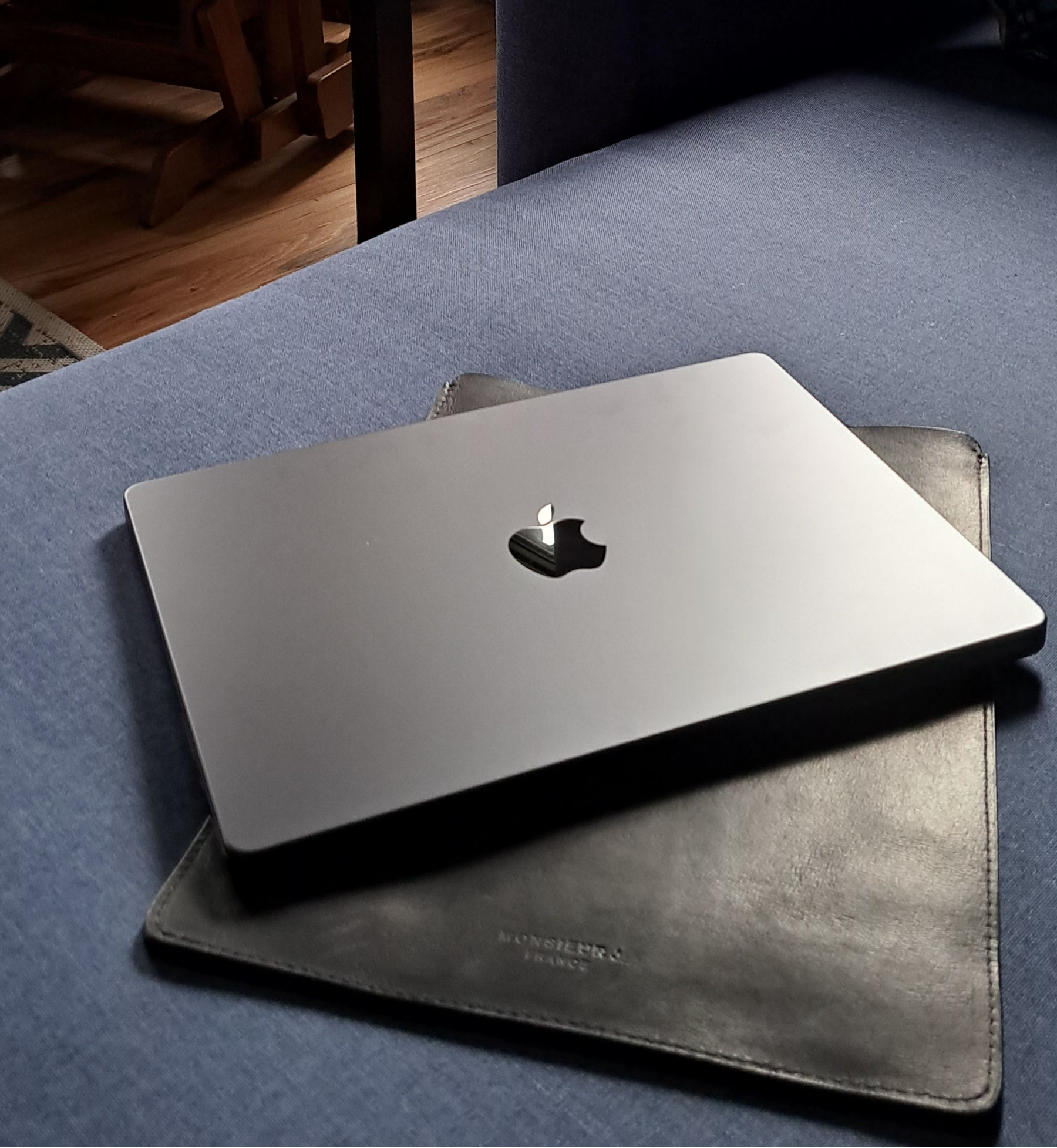 Pochette Macbook - Monsieur J 