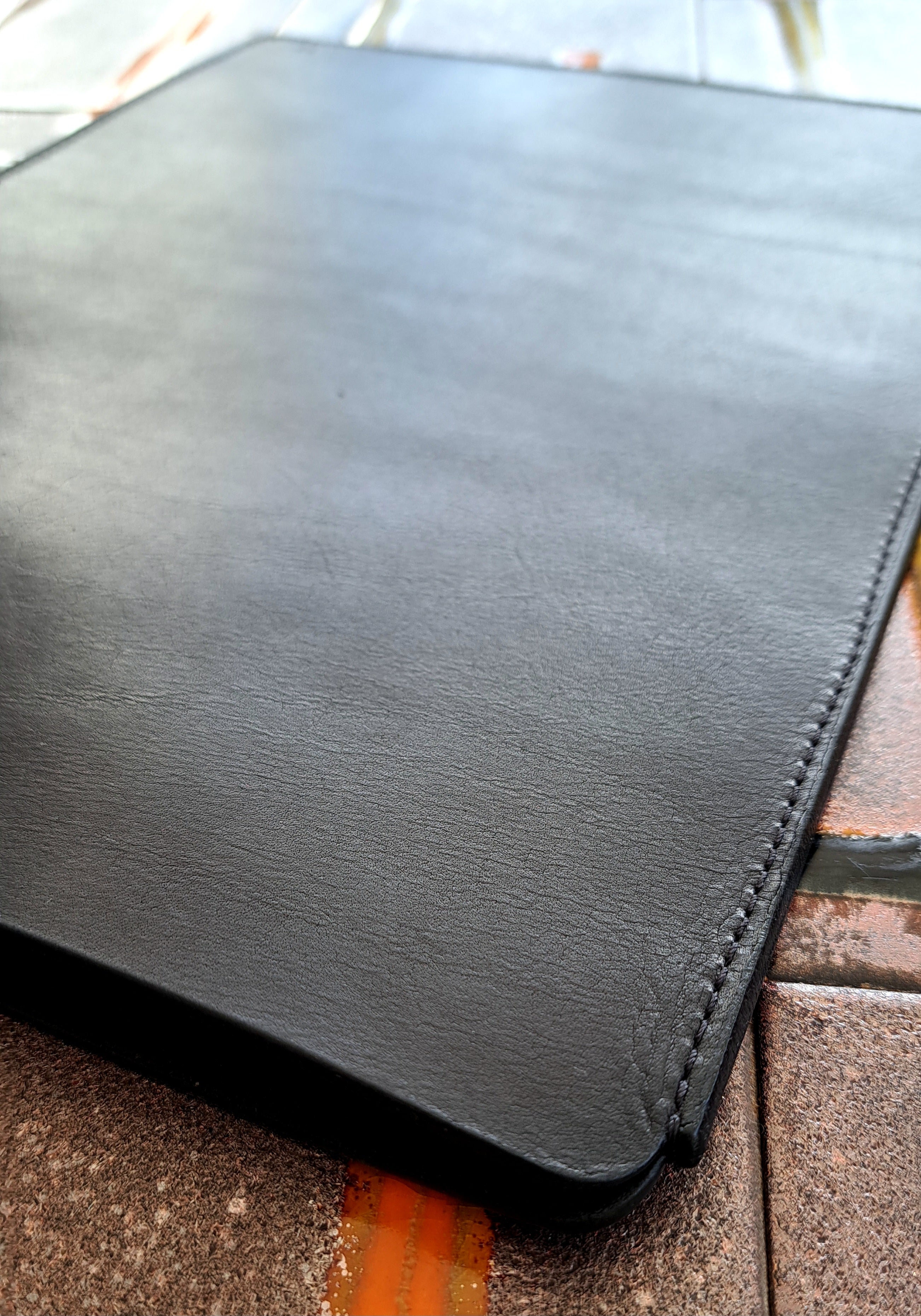 Pochette Macbook - Monsieur J 