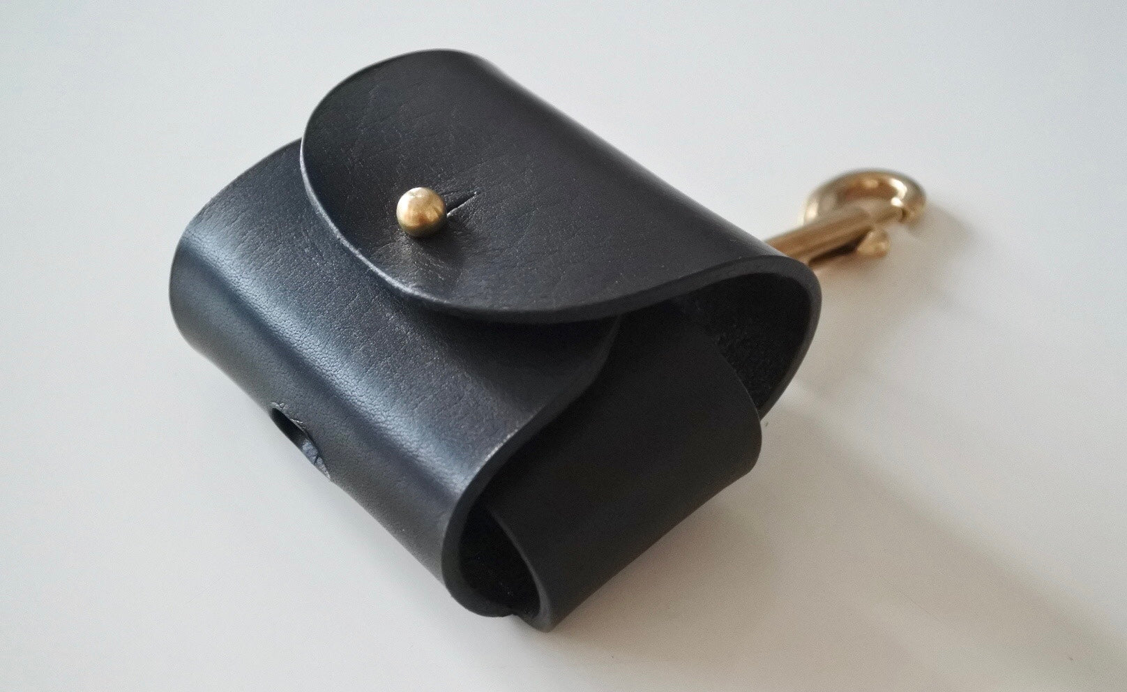 Étui AirPods - Monsieur J 