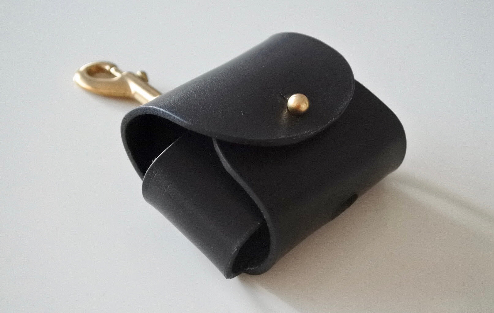 Étui AirPods - Monsieur J 